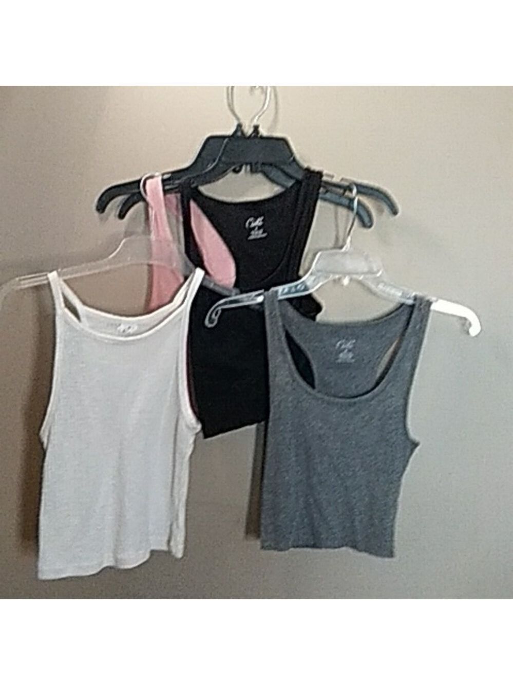 Lot of 4 crop tanks size small